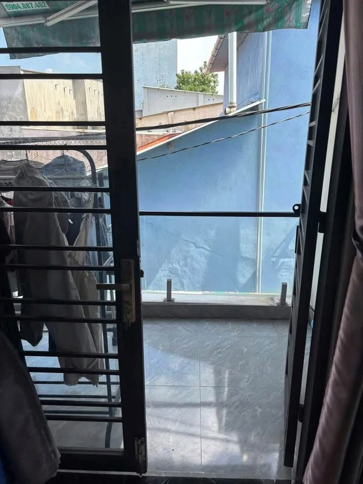 Bán nhà 1 trệt 1 lầu 50m2 gần ga Biên Hòa - Ảnh thu nhỏ 4