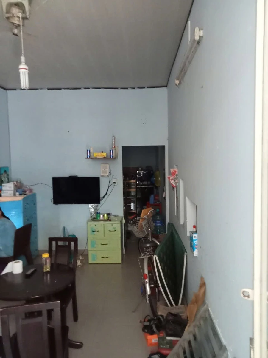 Bán nhà 1 trệt 1 lầu 2PN 34m2 Tân Xuân, Hóc Môn giá 2,3 tỷ - Ảnh thu nhỏ 2