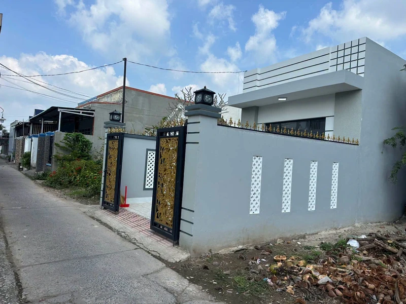 Bán biệt thự góc 2 mặt tiền ngang 10m, 140m2 đường Nguyễn Văn Hưởng, Thảo Điền nhaphohonggai