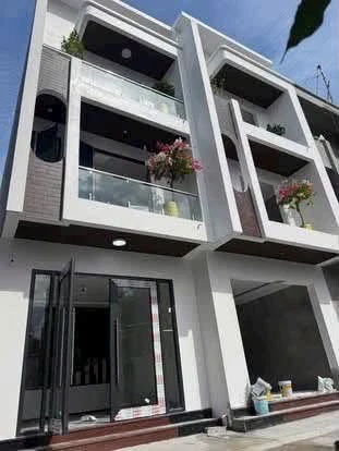 Bán nhà 3 tầng 63m2 Cao Thắng Hà Lầm hơn 3 tỷ - Ảnh 1