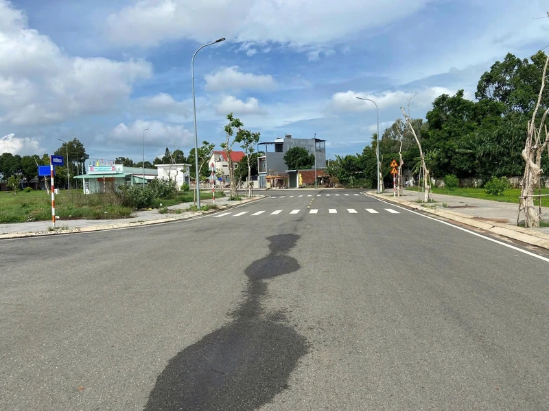Bán lô đất mặt tiền Xuân Thuỷ Bà Rịa 90m2