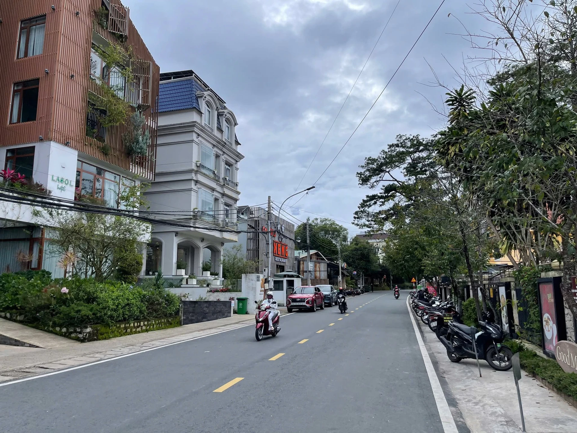 Bán đất 400m2 full thổ cư ngang 12m Huỳnh Thúc Kháng Đà Lạt 42 tỷ - Ảnh 1
