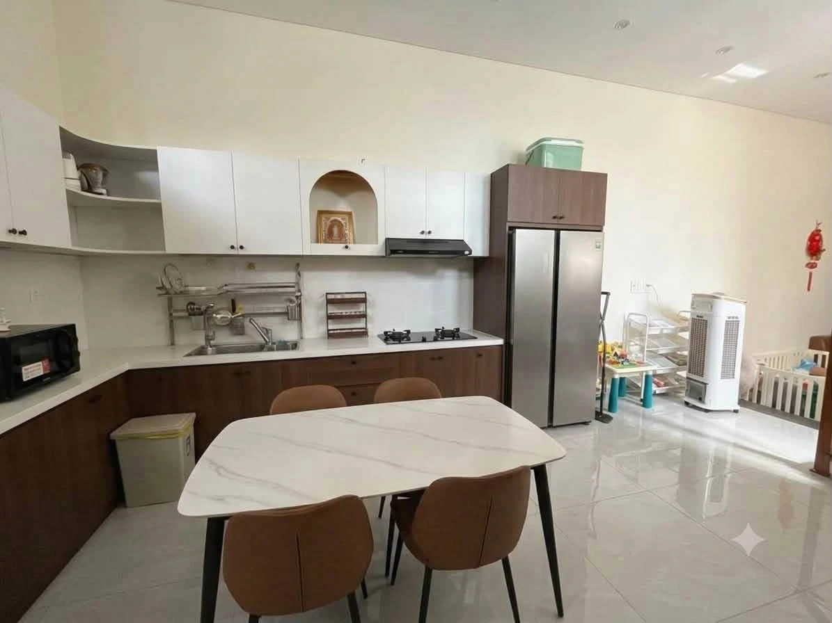 Bán nhà 3 phòng mặt tiền kinh doanh Hùng Vương, 118.8m2, 10 tỷ - Ảnh thu nhỏ 2