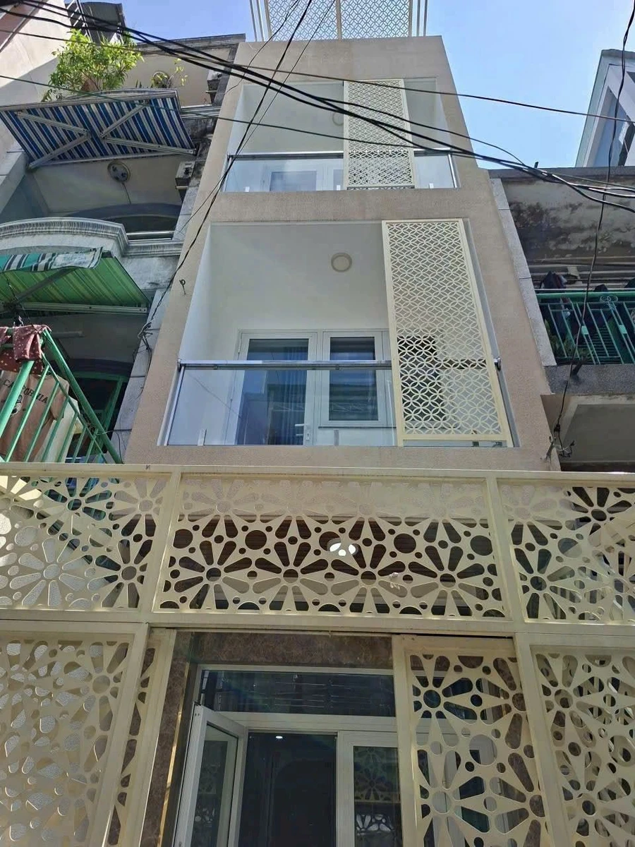 Bán nhà 4 tầng Tân Phước, Quận 11, 31.62m² - Ảnh 1