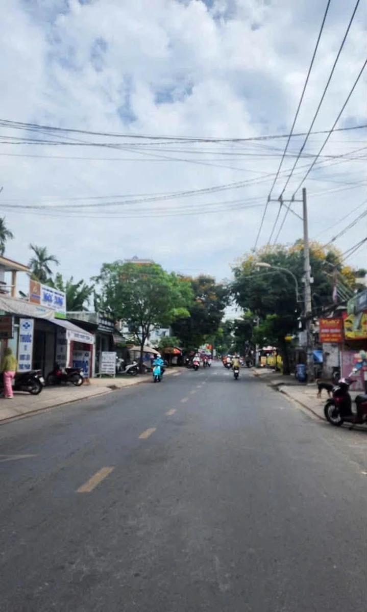 Bán nhà 2 tầng mặt tiền 7m, 102m² Dĩ An, 7 tỷ - Ảnh thu nhỏ 2