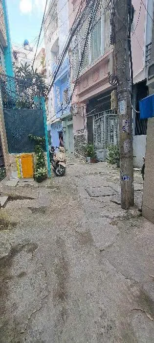 Bán nhà 3 tầng 30m² 5PN hẻm Hoàng Văn Thụ, Tân Bình, giá 3.X tỷ - Ảnh thu nhỏ 2