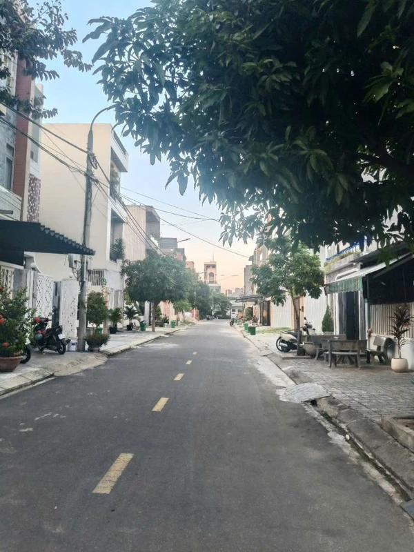 Nhà mặt tiền 40m² gần vòng xoay Đống Đa, Quy Nhơn, 2.6 tỷ 2009