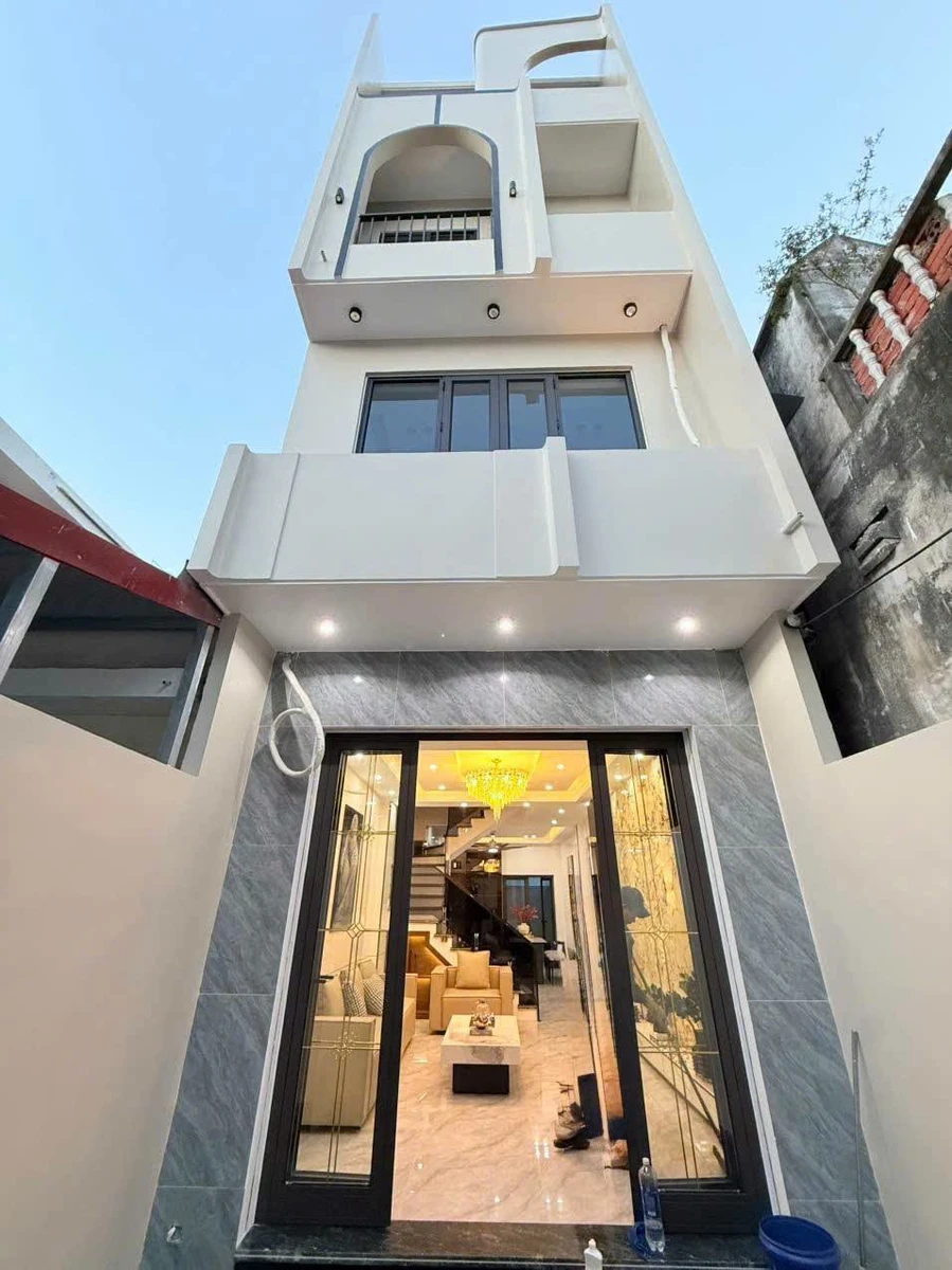 Bán nhà phố Chợ Hàng 70m² 4 tầng 5 tỷ 560 triệu - Ảnh thu nhỏ 2