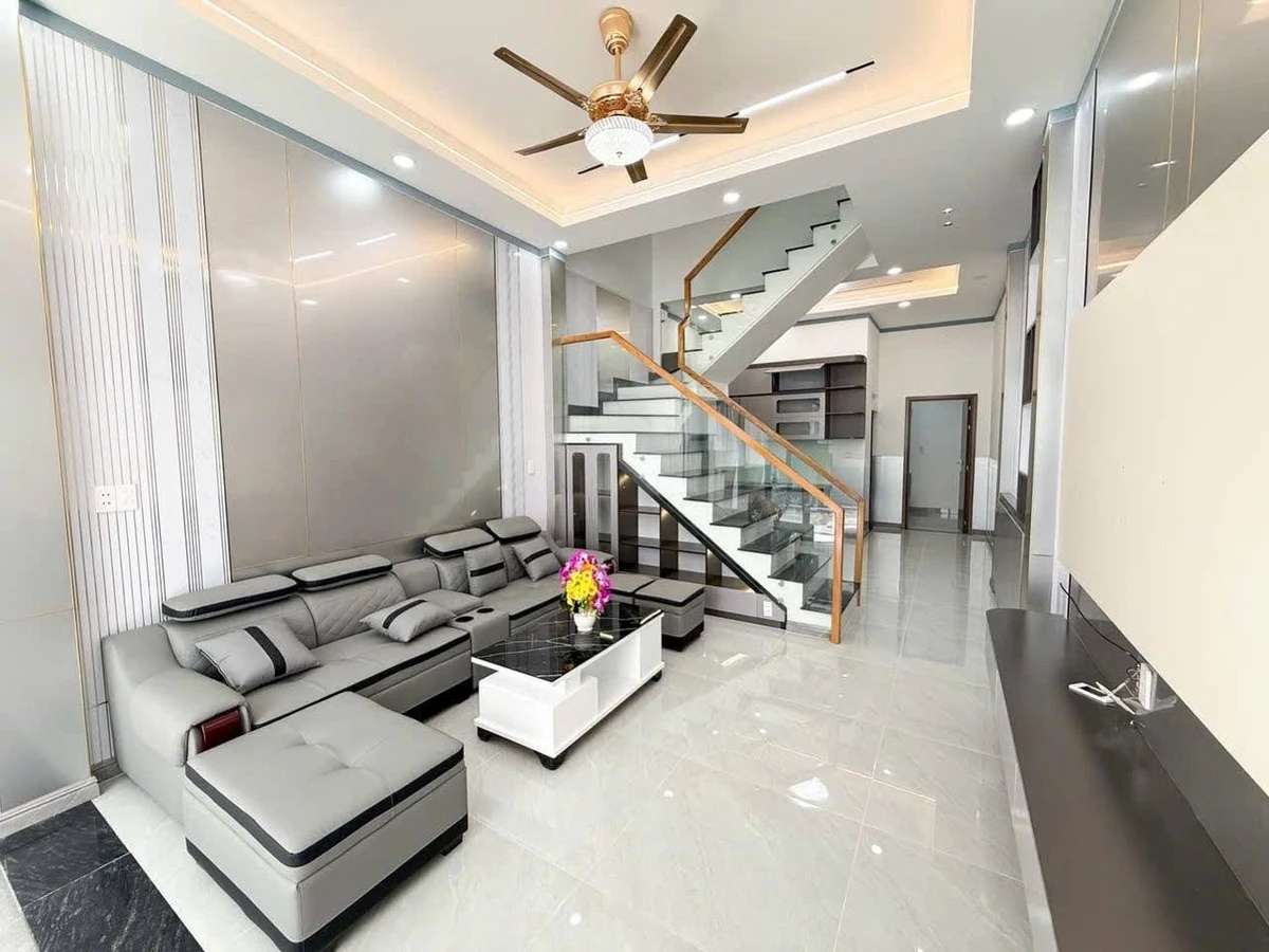 Nhà 1 trệt 1 lầu 120m² bán 2.8 tỷ Bình Hòa - Ảnh thu nhỏ 3