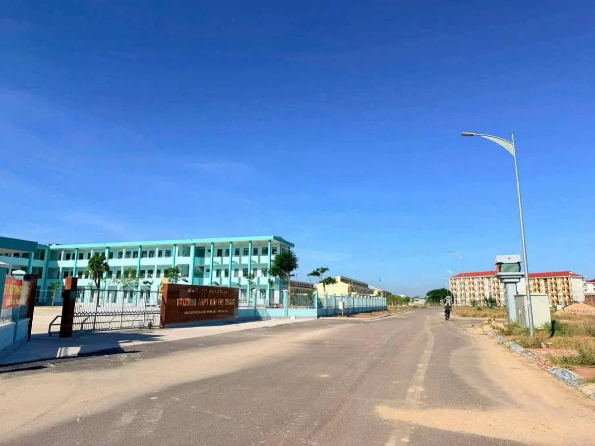 Bán đất Quy Nhơn 100m2, hướng Đông, giá 2 tỷ - Ảnh thu nhỏ 2