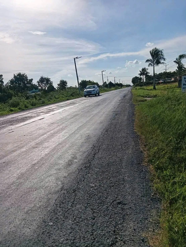 Bán đất mặt tiền quốc lộ 62 Long An 400m²