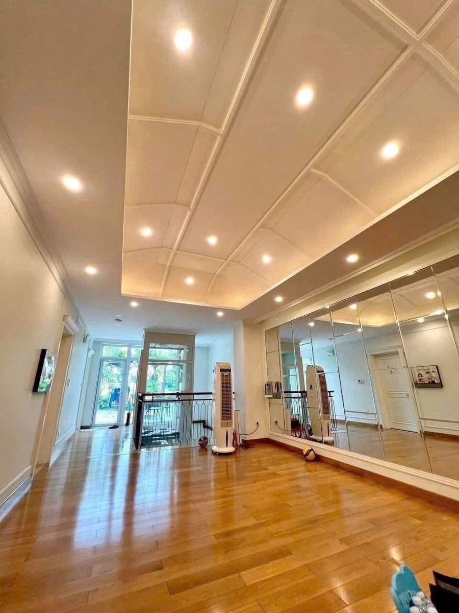 Biệt thự 4 tầng 241m² Nguyễn Trọng Tuyển, 65 tỷ - Ảnh thu nhỏ 2