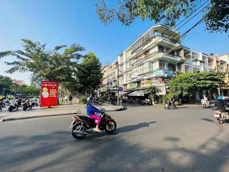 Bán nhà hẻm 4m Dương Đình Nghệ, Phường 8, Quận 11, 5PN 4WC, giá 6,2 tỷ - Ảnh thu nhỏ 5