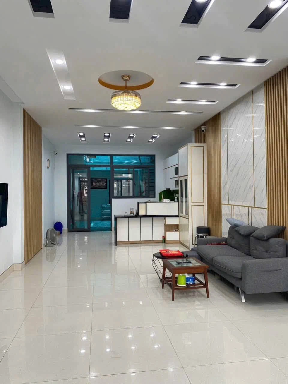Bán nhà 1 trệt 3 lầu 123m² hẻm ô tô Nguyễn An Ninh, TP. Vũng Tàu, giá 10,3 tỷ - Ảnh 1