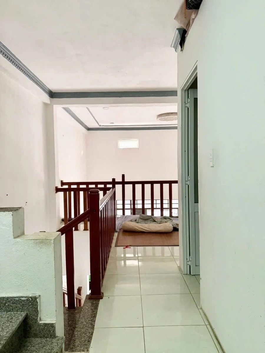 Bán nhà mặt tiền 2,5 tầng 75m2 Xuân Thiều, Đà Nẵng 4 tỷ - Ảnh thu nhỏ 3