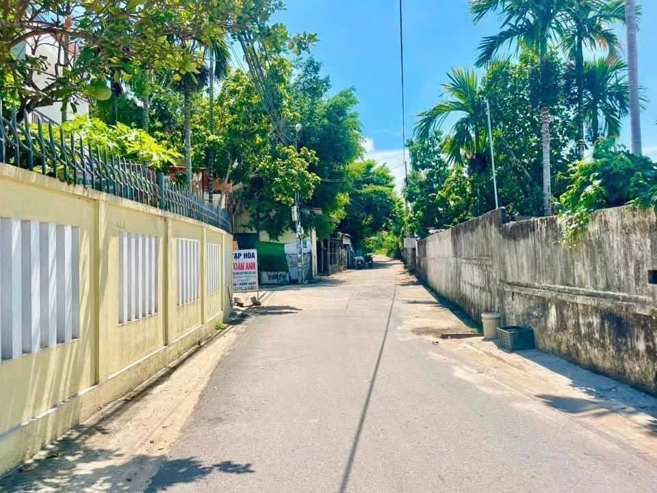 Bán nhà cấp 4 325m2, 2PN, Phường Quảng Phú, Bình Chánh - Ảnh 1
