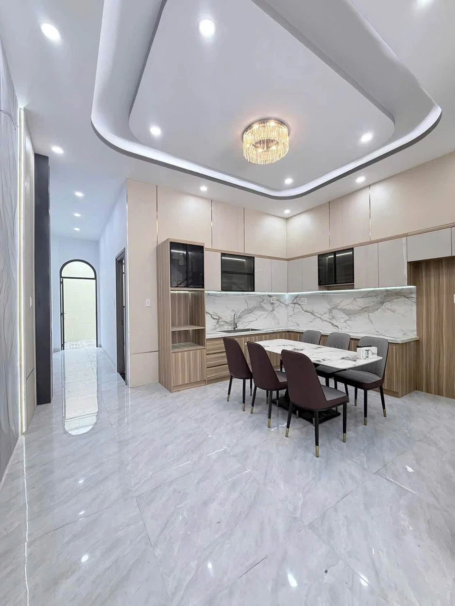 Bán nhà 125m² 3PN 3WC full nội thất Bình Chánh 2.85 tỷ - Ảnh thu nhỏ 5