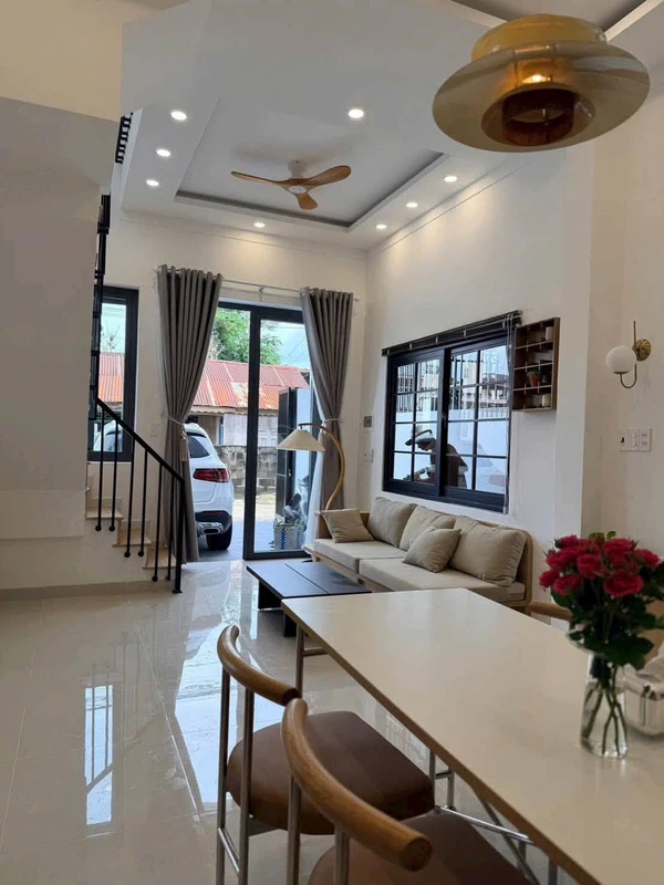 Bán nhà 1 trệt 1 lầu 3PN Duy Hoà Đắk Lắk 100m² 2,79 tỷ