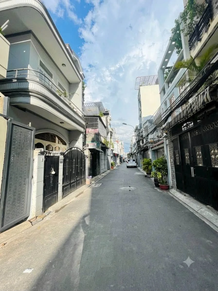 Bán nhà quận Tân Bình, 67 m2, 2PN, 2WC gần 7 tỷ - Ảnh thu nhỏ 2