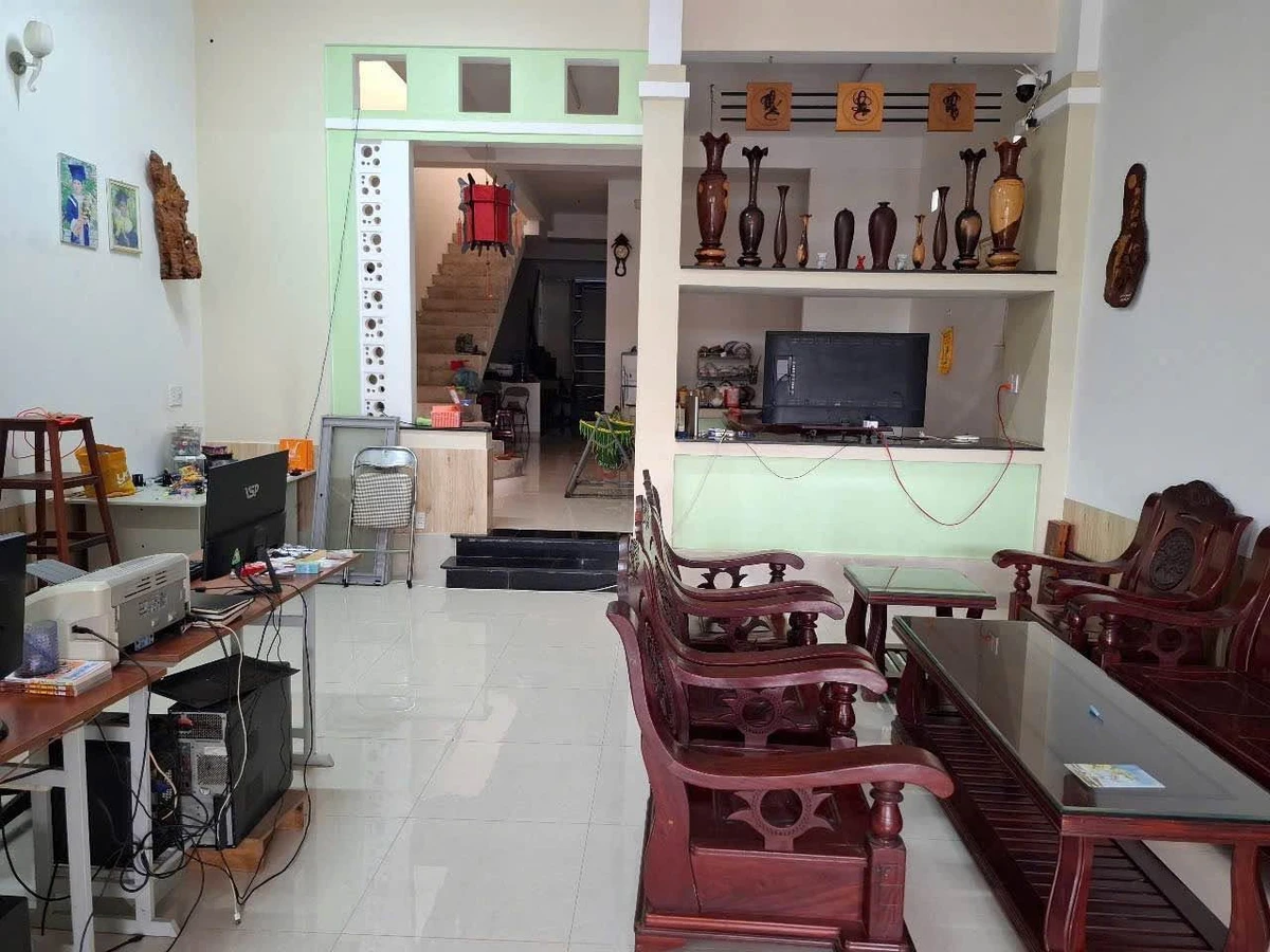Bán nhà 3 tầng 6,3x32,2m hẻm Nguyễn Văn Cừ Q12 – 5,7 tỷ - Ảnh thu nhỏ 2