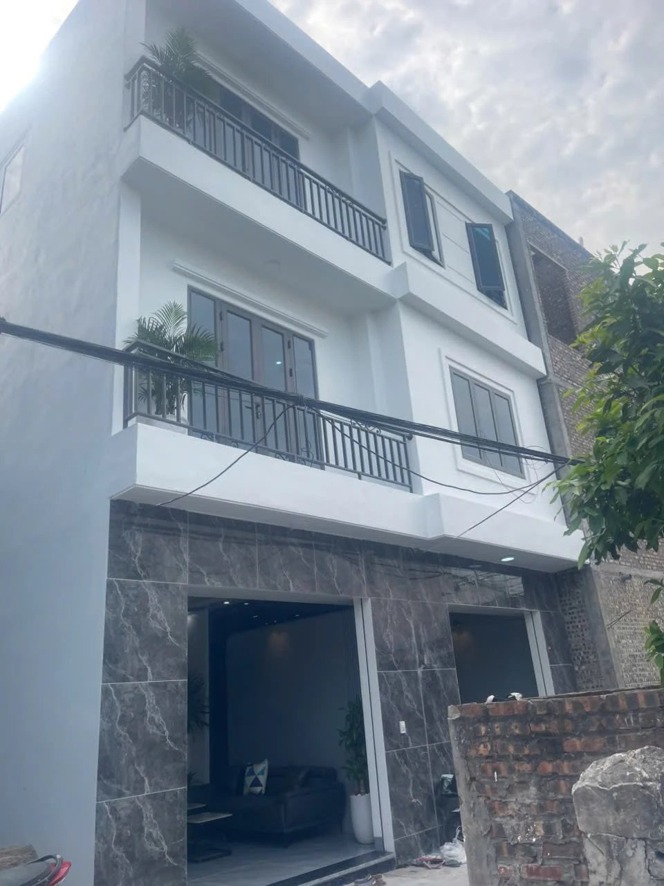 Bán nhà 3 tầng mặt tiền 41m2 Nhị Châu Hải Dương từ 1,7 tỷ - Ảnh 1
