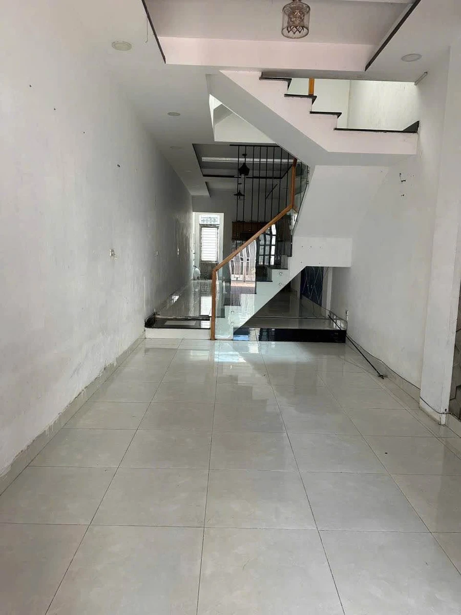 Cho thuê nhà 3 tầng 100m² 5 phòng Lê Trọng Tấn - Ảnh thu nhỏ 5