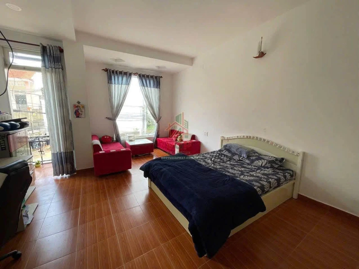Bán nhà cấp 4 hẻm ô tô 234.51 m² Lâm Đồng 18 tỷ - Ảnh thu nhỏ 4
