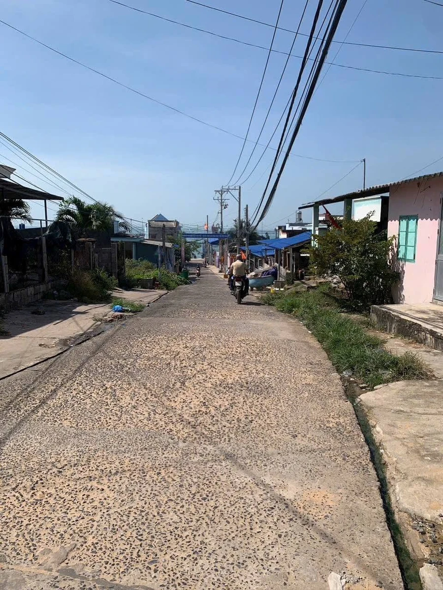 Bán lô đất mặt tiền Nguyễn Công Hoàn Mũi Né 178m2 - Ảnh 1
