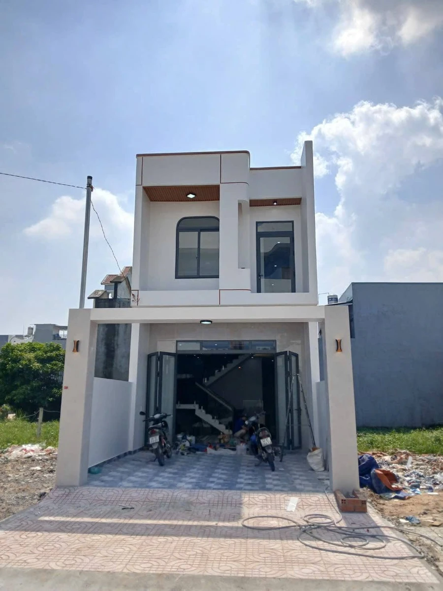 Bán nhà 1 trệt 1 lầu Nhà Lavender 105m² Đồng Nai 3,05 tỷ - Ảnh 1