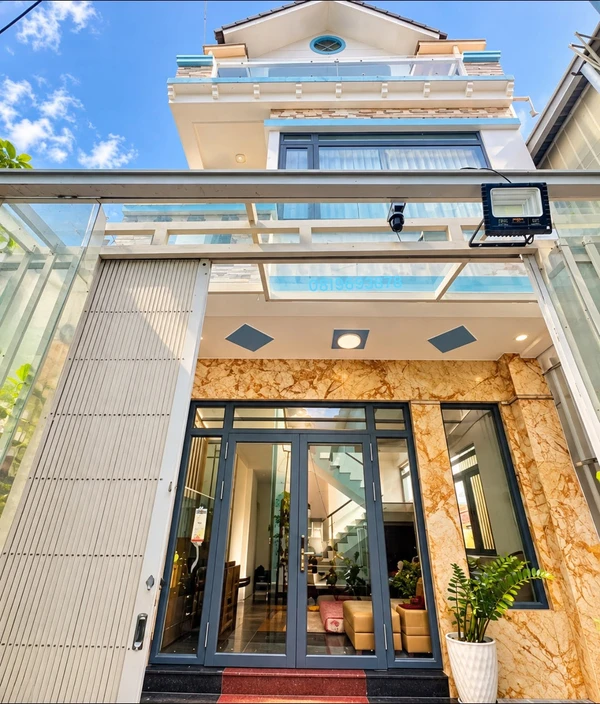 Bán nhà 3 tầng 6PN, 85m² Ngô Quyền, Đà Lạt - 4.95 tỷ