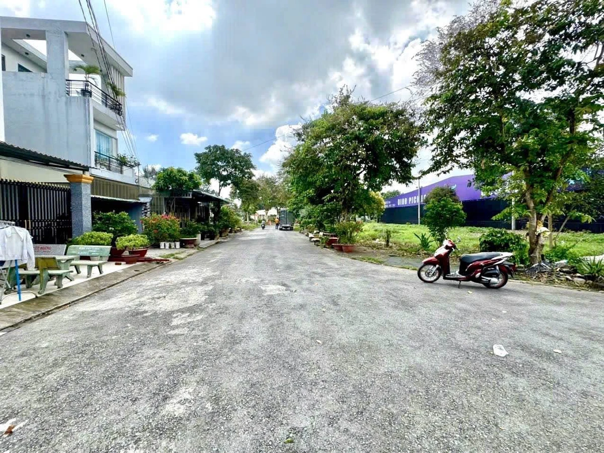 Bán lô góc 119,6m² đối diện công viên KDC Hoàng Long, Bến Lức - Ảnh thu nhỏ 4