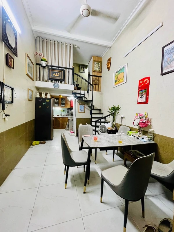 Bán nhà mặt ngõ Tây Sơn 27m² 4 tầng 6.9 tỷ