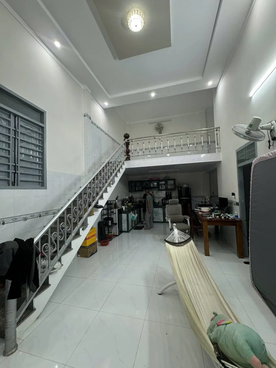 Bán nhà hẻm Đặng Văn Ngữ 8x16m, 2PN, 2 tỷ 300 triệu - Ảnh thu nhỏ 2