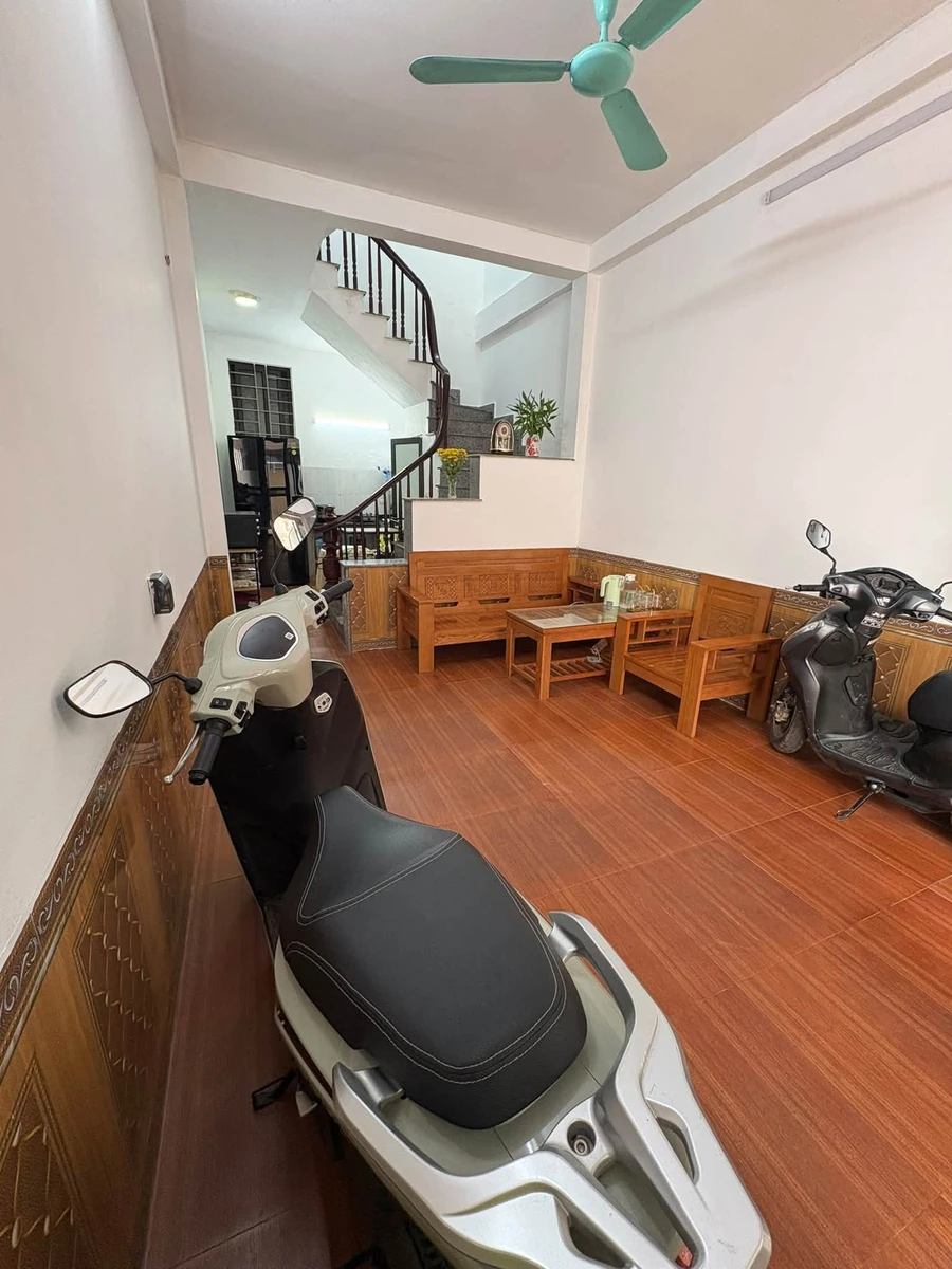 Bán nhà 31.9m2 4 tầng Phường Yên Nghĩa 3.4 tỷ - Ảnh 1