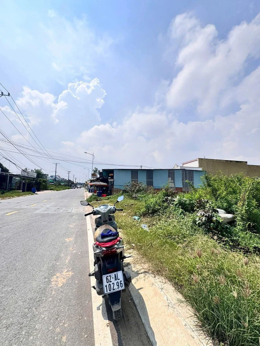 Bán nhà Nhựa Óc Eo Đức Hoà Hạ, 280m², 3 tỷ - Ảnh thu nhỏ 2