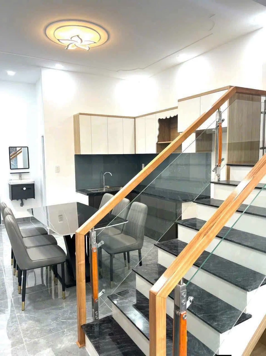 Bán nhà 1 trệt 1 lầu 72m² gần chợ Thành Nam Thủ Đức - Ảnh thu nhỏ 4