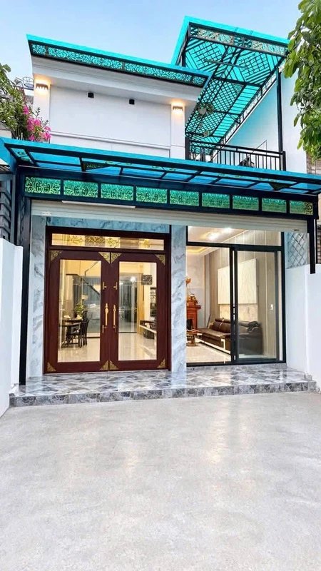 Bán nhà sổ hồng riêng 60m2, 1 trệt 1 lầu 3PN đường Nguyễn Thị Khắp, Dĩ An, Bình Dương