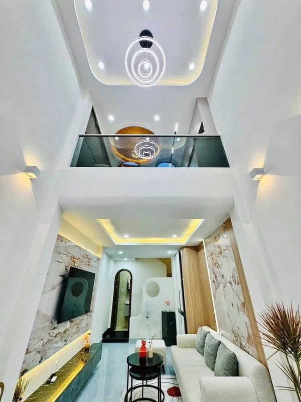 Nhà mới 2 tầng 3PN 67.5m² Diên Toàn 2 tỷ 450 4200hecta