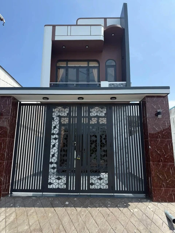 Bán nhà 1 trệt 1 lầu 3PN 125m² Cần Giuộc 3 tỷ