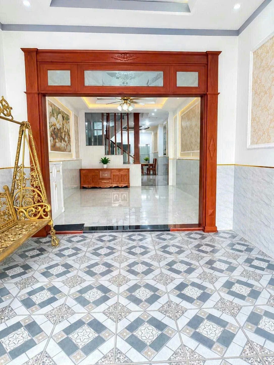 Cho thuê nhà nguyên căn 85m² 4PN Lê Phong Tân Bình 8tr/tháng - Ảnh 1