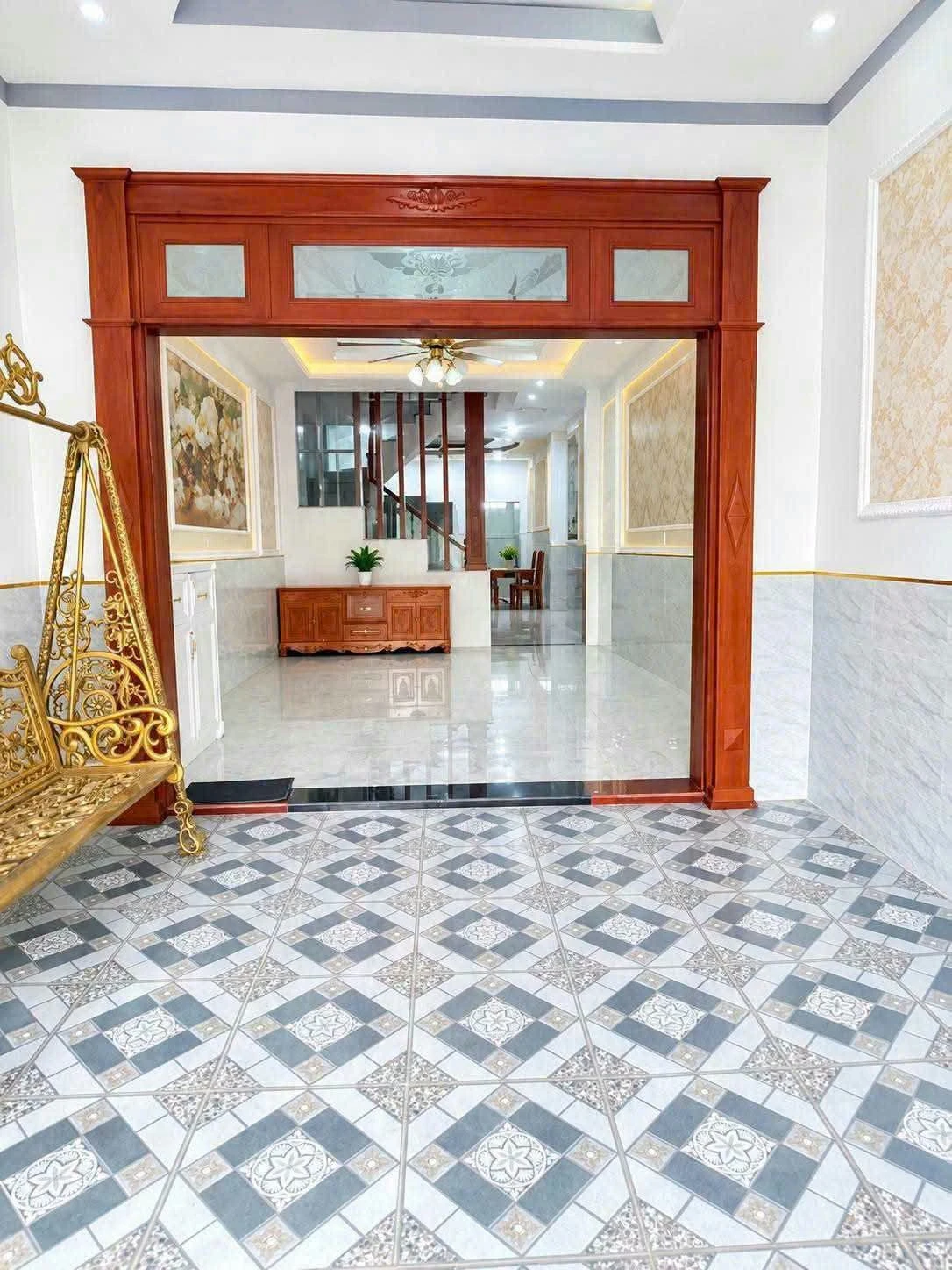 Cho thuê nhà nguyên căn 85m² 4PN Lê Phong Tân Bình 8tr/tháng - Ảnh 1