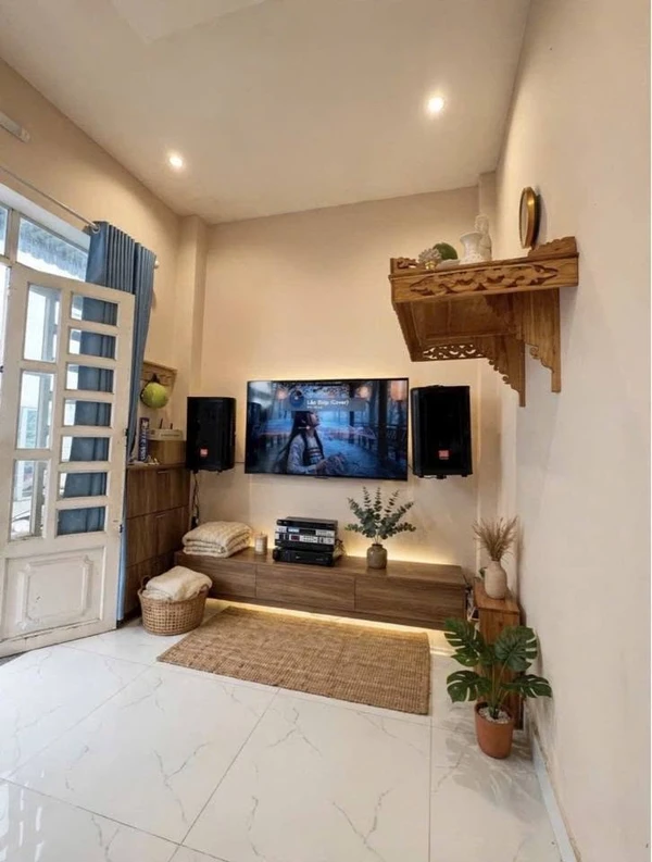 Bán nhà 2 tầng hẻm ô tô 54m2 Quận 9, giá 4 tỷ