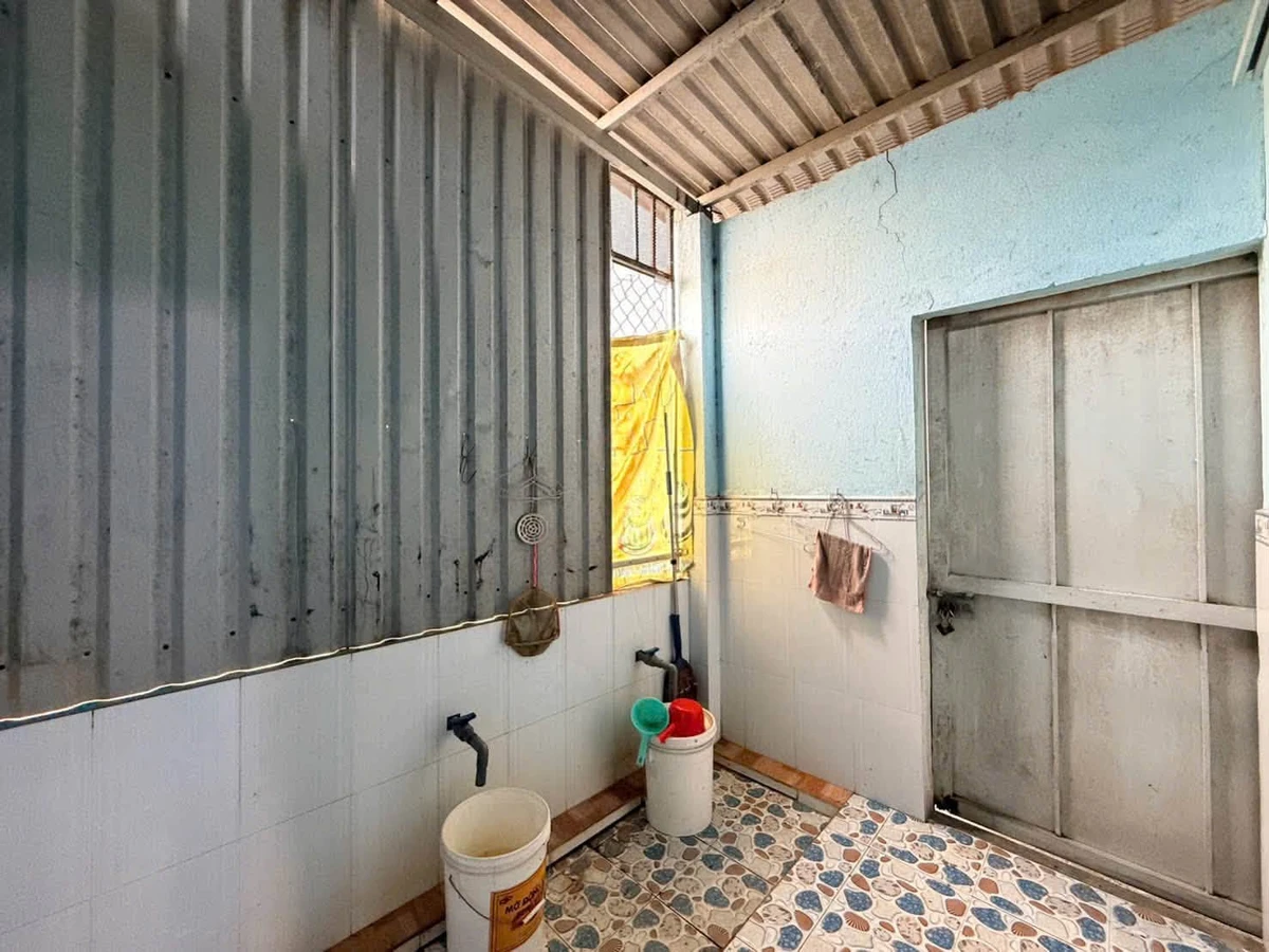 Bán nhà 80m² mặt tiền đường ô tô Đức Hoà Đông, 1.05 tỷ - Ảnh thu nhỏ 4
