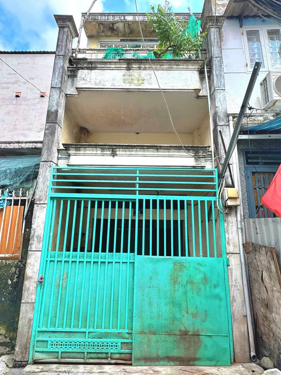 Bán nhà hẻm thông Tân Phú 32m² 2 tỷ 890 triệu - Ảnh 1