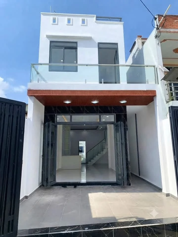 Bán nhà 2 tầng 64m² hẻm Phạm Hữu Lầu, Quận 7, giá 5,95 tỷ - Ảnh 1