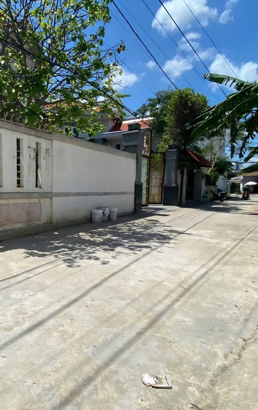 Bán nhà 3 tầng 4 phòng ngủ 100m2 đường Cầu Dứa, Nha Trang