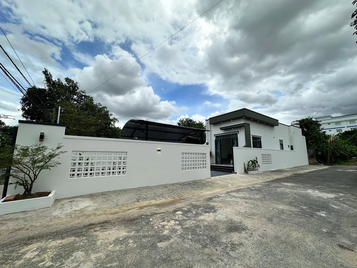 Bán nhà góc 2 mặt tiền Long Hải 142,5m² giá 1 tỷ 450 - Ảnh 1