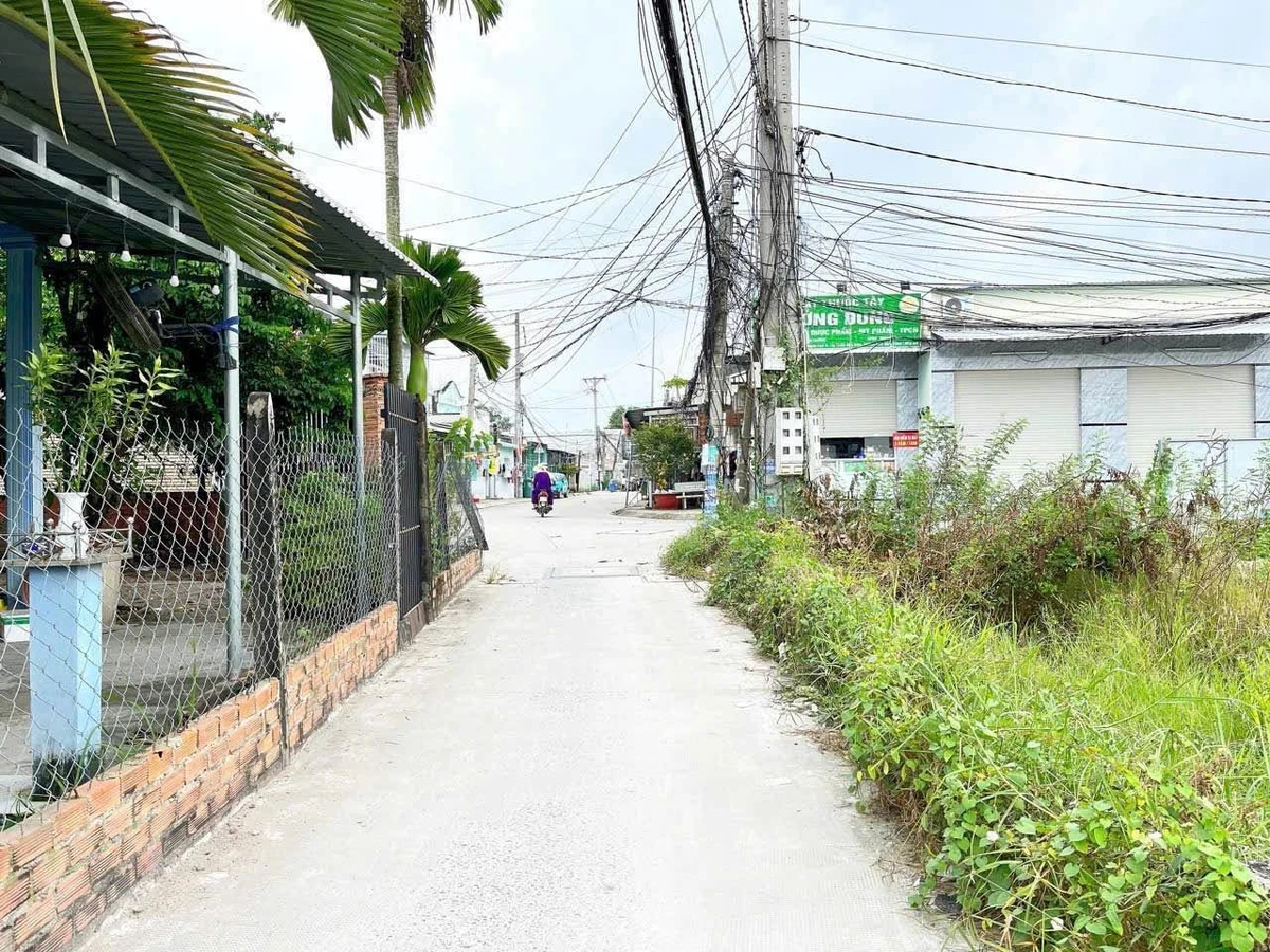 Bán đất nền Đức Hòa, 196m², sổ hồng riêng, 2 tỷ 200 - Ảnh thu nhỏ 3