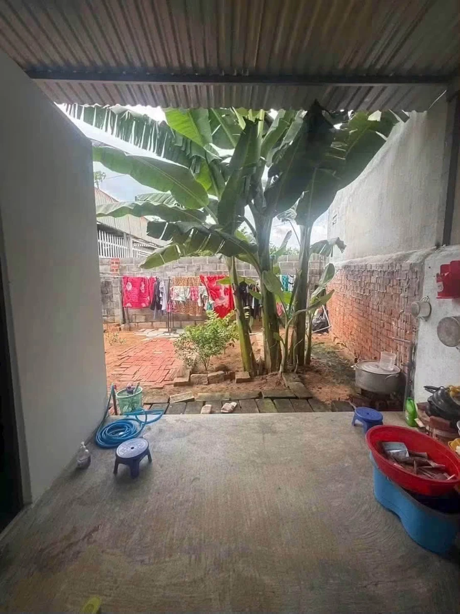 Bán nhà góc 2 mặt tiền 150m2 Phan Thiết 1 tỷ 550 triệu - Ảnh thu nhỏ 5