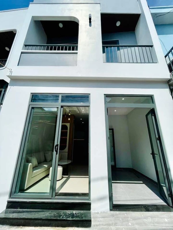 Bán nhà 2 tầng 3PN 53,9m² đường Nguyễn Bá Loan Quảng Ngãi